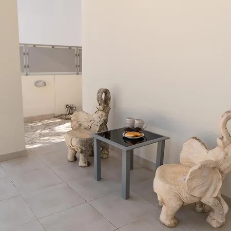 Palm Ekaterina 4 Bdrm Paralimni