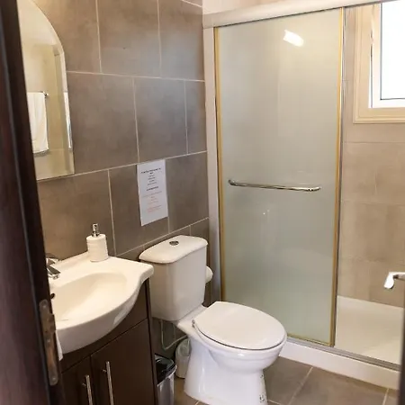 Palm Ekaterina 4 Bdrm Paralímni
